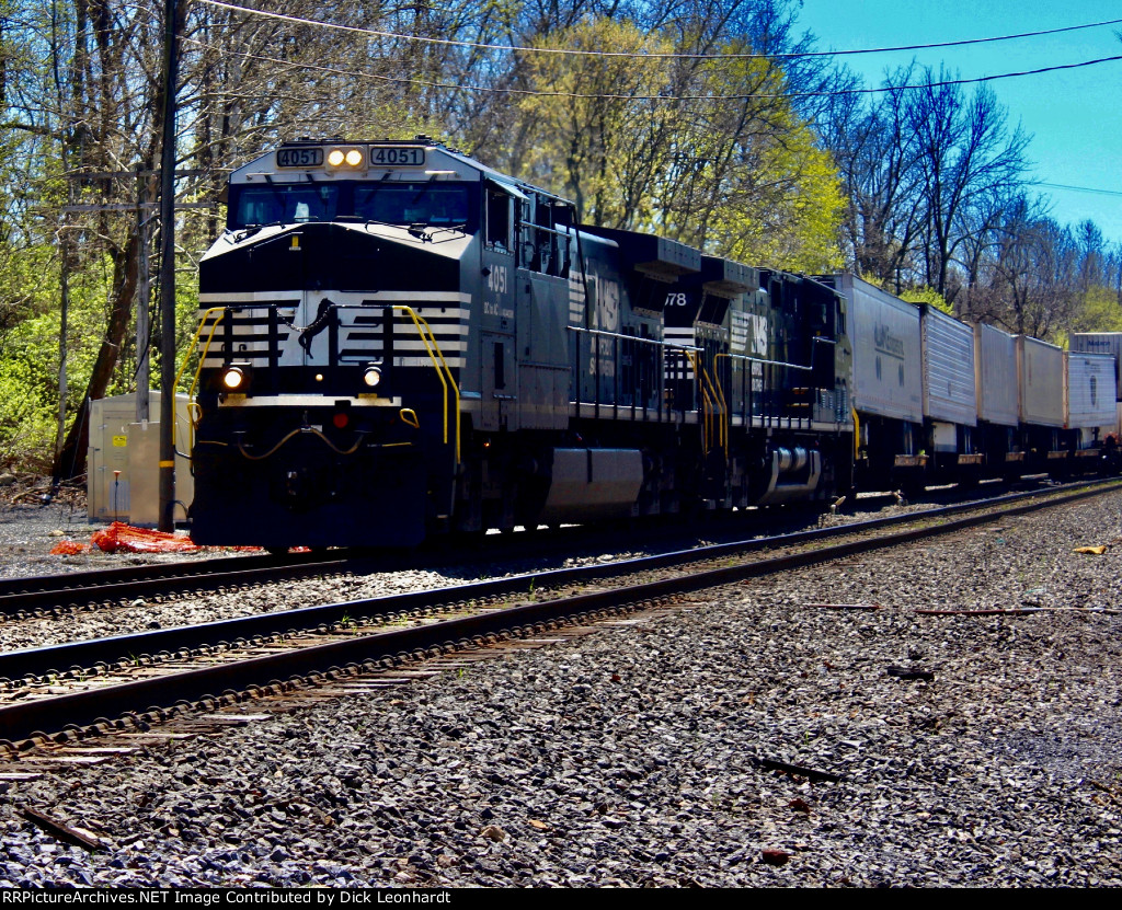 NS 4051 and 4078